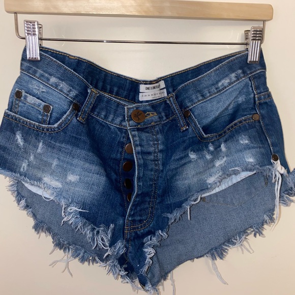 OneTeaspoon Denim Shorts - Picture 1 of 2